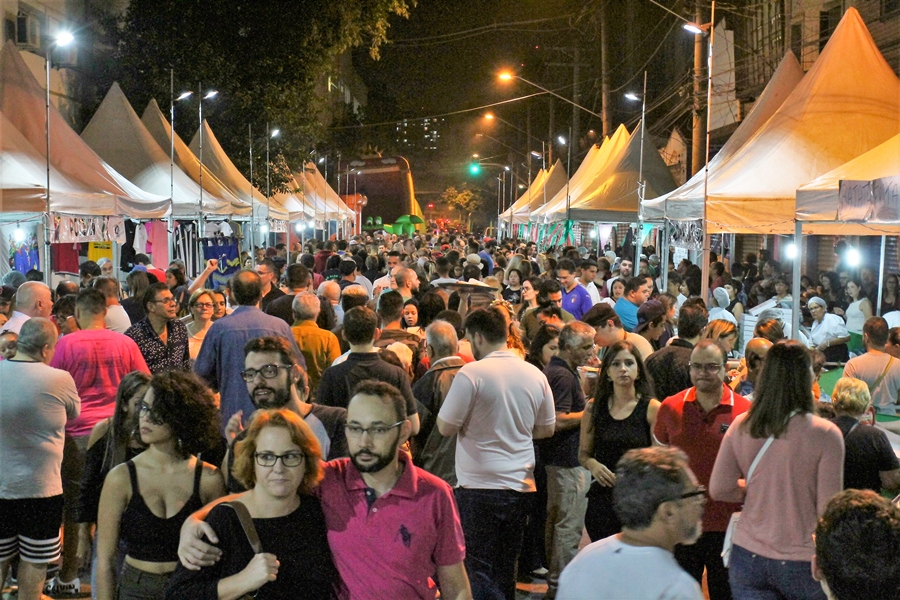 Público da Festa Italiana